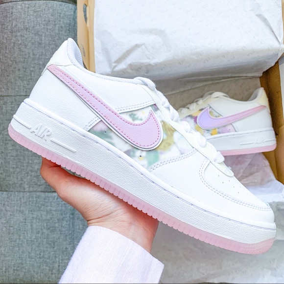 Nike Shoes - 🌷Women Air Force 1 white pink tulip shoes